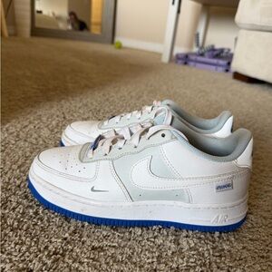 Nike Kids White and Blue Sneakers